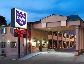 Motel Knights At Cedar 2*